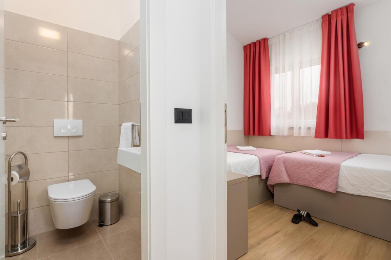 Apartments Grota Poreč Zewnętrze zdjęcie