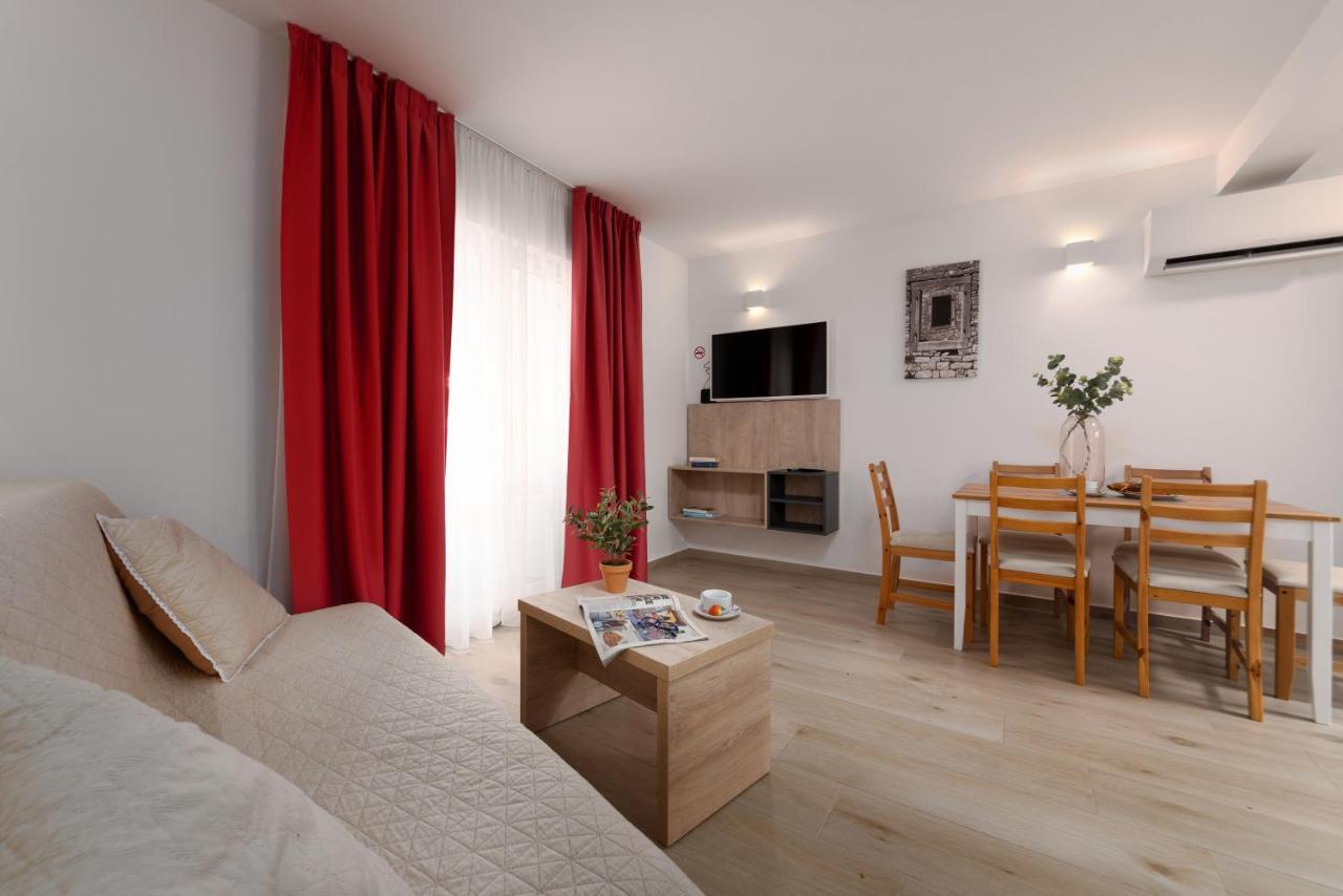 Apartments Grota Poreč Zewnętrze zdjęcie