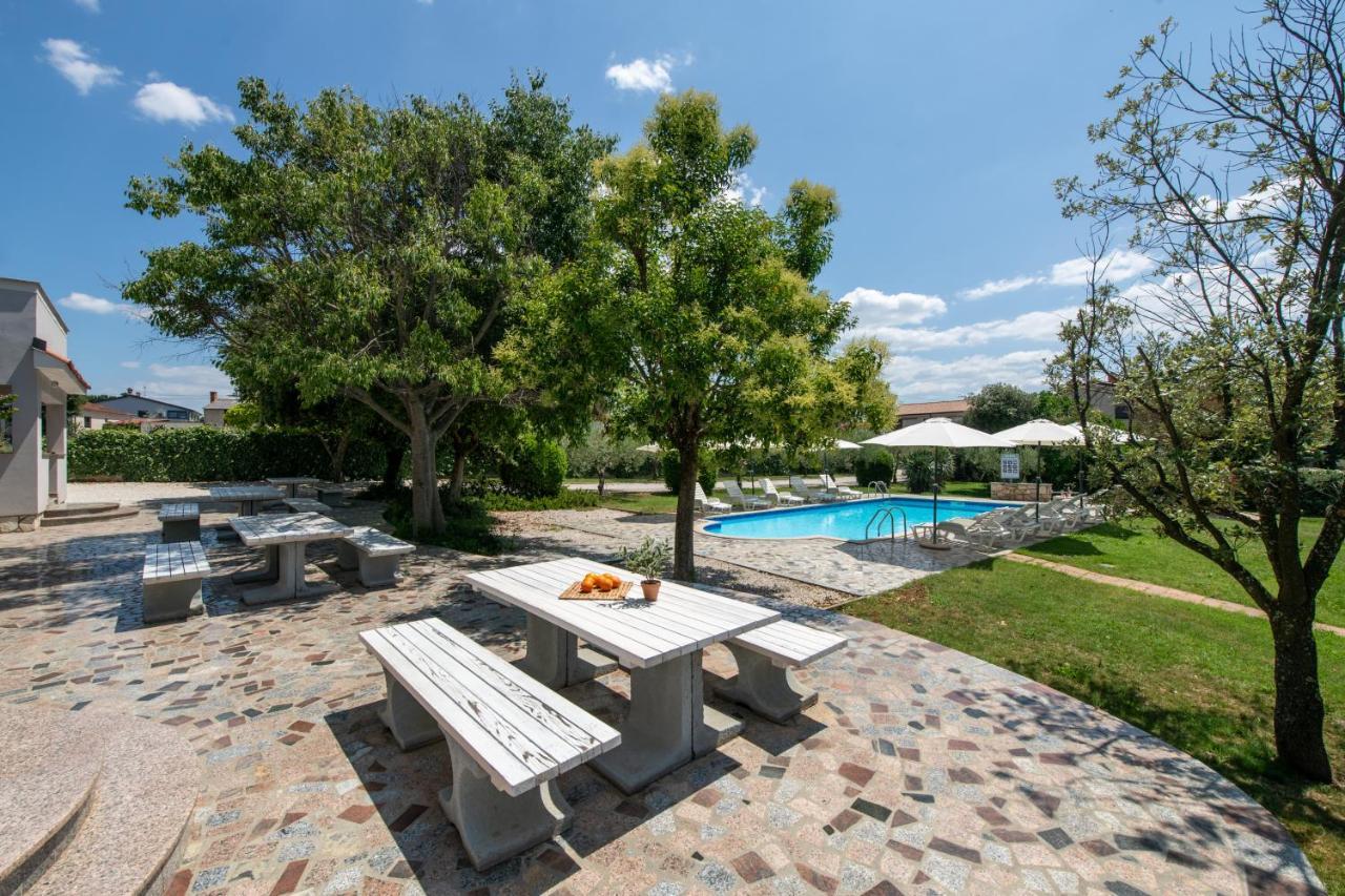 Apartments Grota Poreč Zewnętrze zdjęcie